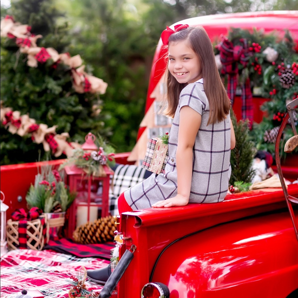 Girls plaid knit dress size 7 Hope & Henry grey